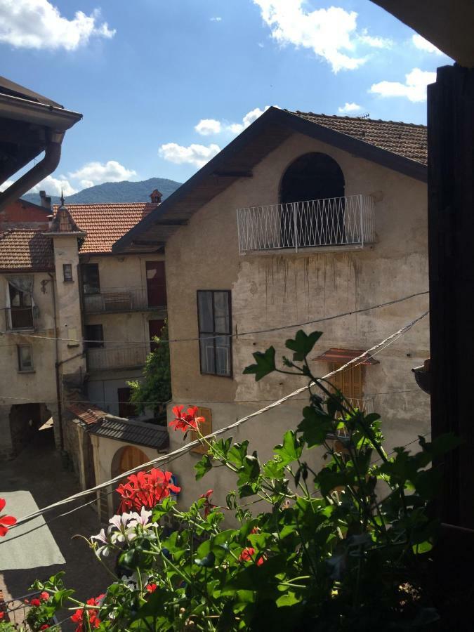La Rondine Sul Lago D'Orta Arola  ภายนอก รูปภาพ